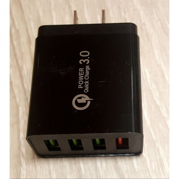 Fast 4 Port Wall Charger Quick Charge 3.0 Black - Picture 4 of 6